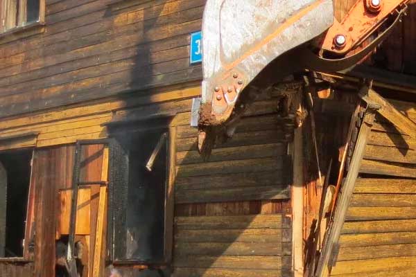 Демонтаж аварийных домов